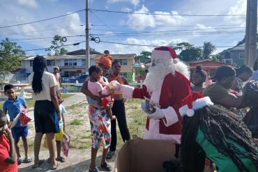 Banks DIH Christmas Cheer 2025