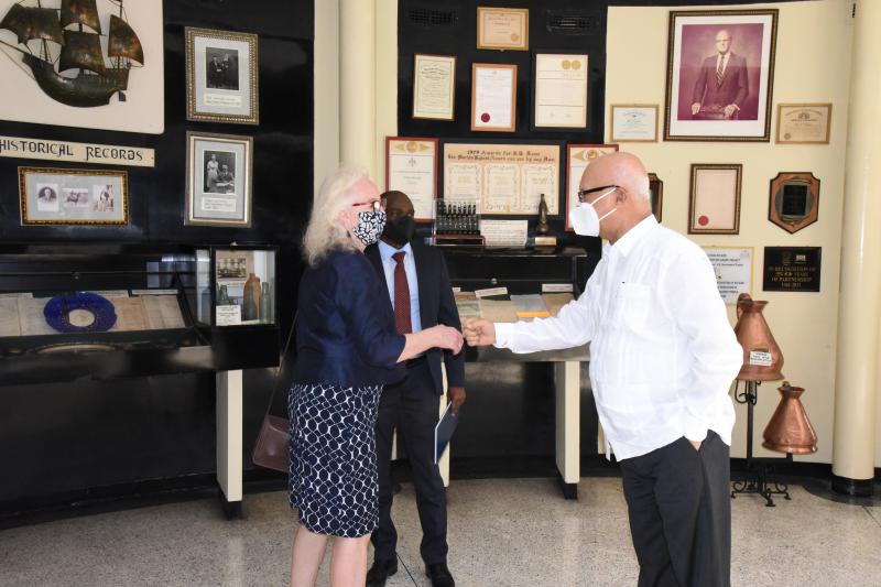 Mr, Reis welcomes UK High Commissioner H.E. Jane Miller
