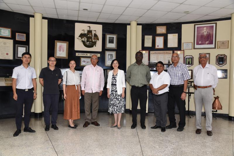 Chairman Mr. Clifford Reis and Ambassador Guo Haiyan with Executives of Banks and the Chinese Embassy
